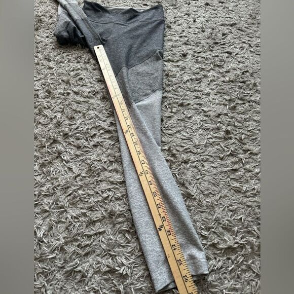 Outdoor Voices Springs 7/8 Legging Size Small - Picture 11 of 14